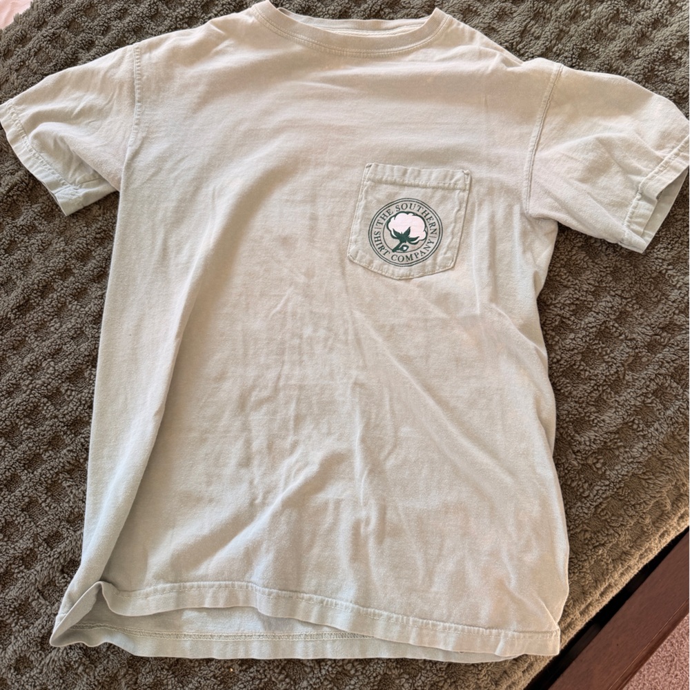 The Southern Shirt Company Cream Cotton Shirt with Logo Pocket